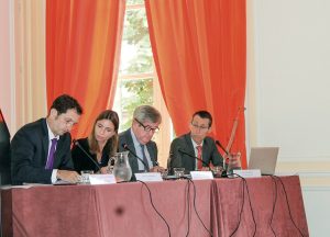 Bertrand Camus : “L’eau potable, le produit alimentaire le plus contrôlé”