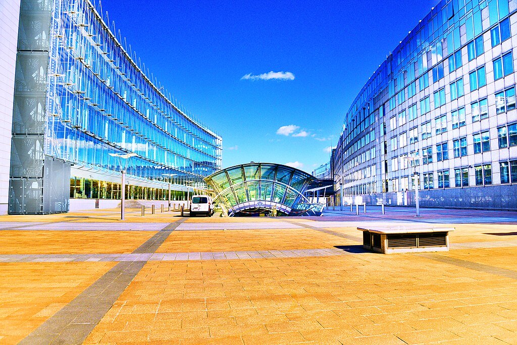 9 mai 2025 : le Parlement européen ouvre ses portes ! Esplanade du parlement européen 1